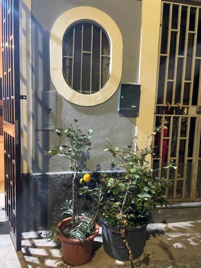 Apartamento Conny'S House Catania Exterior foto